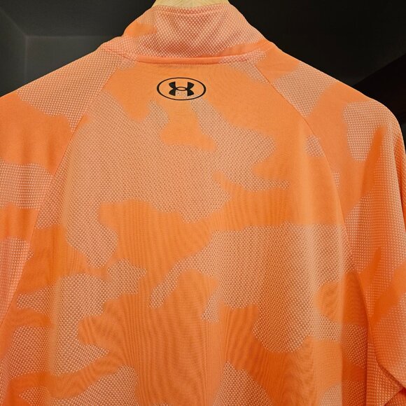 Under Armour Men's Orange Camo Pullover - Size Large - Picture 4 of 9